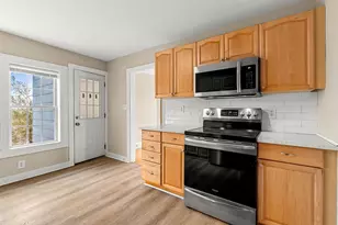 184 Echo Ave, Portsmouth, NH 03801 - Photo 7