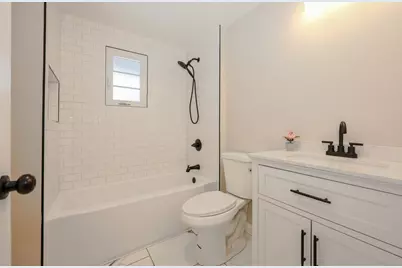 79 Concord Street, Nashua, NH 03064 - Photo 3