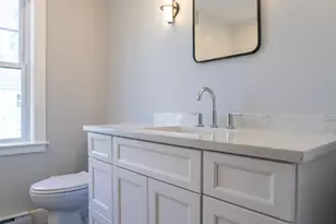 136 Locust St, Dover, NH 03820 - Photo 23