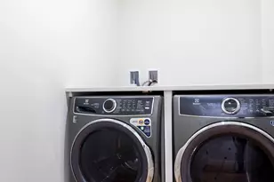 136 Locust St, Dover, NH 03820 - Photo 25