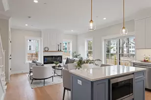 136 Locust St, Dover, NH 03820 - Photo 9