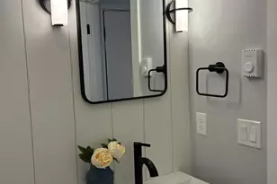 136 Locust St, Dover, NH 03820 - Photo 21