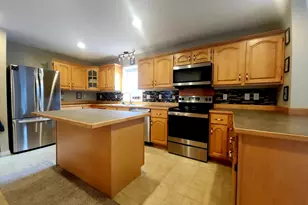 8 Byrne Rd, Northwood, NH 03261 - Photo 3