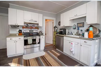 298-302 Village Street, Concord, NH 03303 - Photo 9