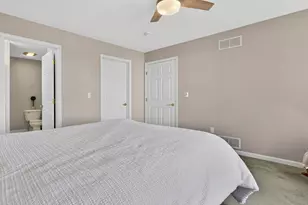 34 Lincoln Dr, Londonderry, NH 03053 - Photo 19