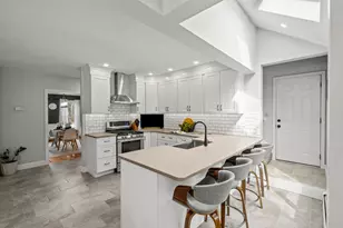 71 Deerwood Hollow, Chester, NH 03036 - Photo 9