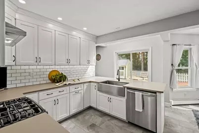 71 Deerwood Hollow, Chester, NH 03036 - Photo 9