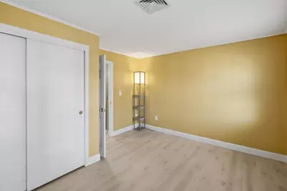 214 Fox Hollow Way, Manchester, NH 03104 - Photo 17