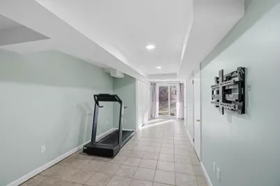 214 Fox Hollow Way, Manchester, NH 03104 - Photo 19