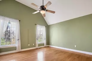 10 Town Village Dr, Salem, NH 03079 - Photo 11