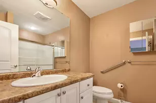 10 Town Village Dr, Salem, NH 03079 - Photo 13