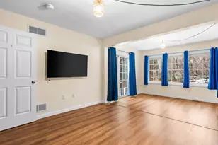 20 Lincoln Dr, Londonderry, NH 03053 - Photo 19