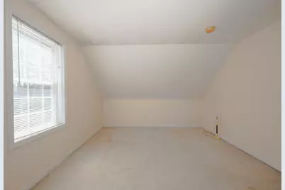 66 Sandy Brook Street, Manchester, NH 03103 - Photo 35