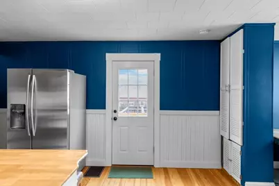 36 S Maple Street, Manchester, NH 03103 - Photo 11