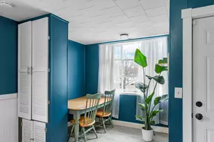 36 S Maple St, Manchester, NH 03103 - Photo 3