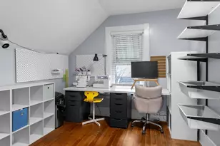 36 S Maple St, Manchester, NH 03103 - Photo 23