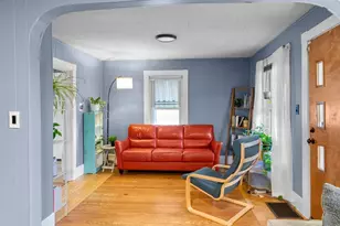 36 S Maple St, Manchester, NH 03103 - Photo 5