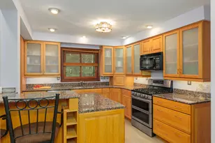 65 Pelham Rd, Salem, NH 03079 - Photo 5