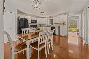 23 Tanglewood Dr, Hampstead, NH 03826 - Photo 5
