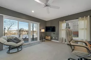 117 Riverwalk Way, Manchester, NH 03101 - Photo 33