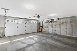 154 Watts St, Manchester, NH 03104 - Photo 25