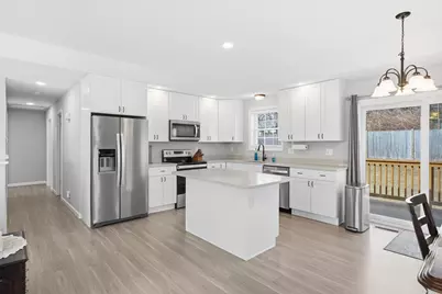 154 Watts Street, Manchester, NH 03104 - Photo 3