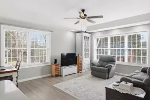 154 Watts St, Manchester, NH 03104 - Photo 9