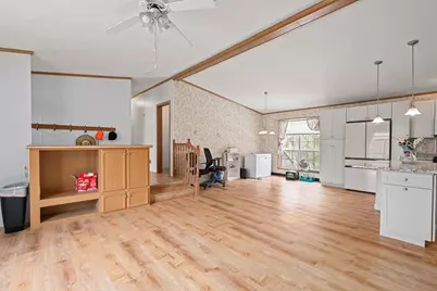 709 S Main Street, Franklin, NH 03235 - Photo 9