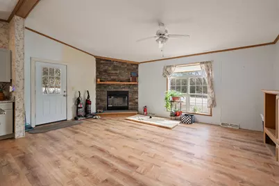 709 S Main Street, Franklin, NH 03235 - Photo 9