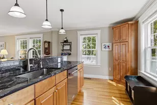 962 Islington St, Portsmouth, NH 03801 - Photo 17
