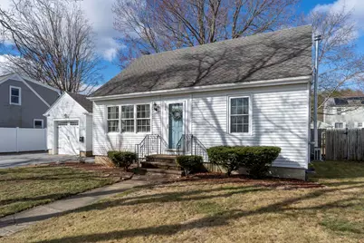 428 Reed Street, Manchester, NH 03102 - Photo 3
