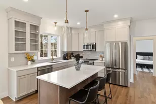 23 Shearwater Dr, Portsmouth, NH 03801 - Photo 11