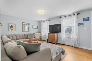 23 Cotter Ct, Manchester, NH 03103 - Photo 9