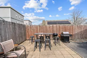 23 Cotter Ct, Manchester, NH 03103 - Photo 23