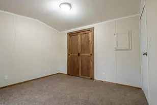 18 Springbrook St, Hinsdale, NH 03451 - Photo 15