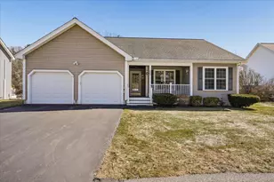 250 Pasture Dr, Manchester, NH 03102 - Photo 3