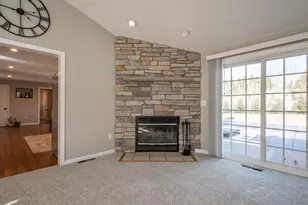 4 Chelsea Ct, Nashua, NH 03062 - Photo 11