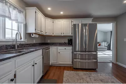 4 Chelsea Court, Nashua, NH 03062 - Photo 7