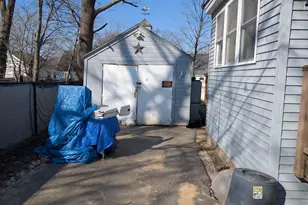 80 Orchard Ave, Manchester, NH 03109 - Photo 3