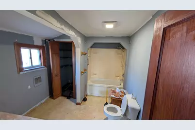 80 Orchard Avenue, Manchester, NH 03109 - Photo 7