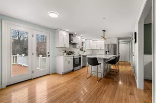 2 Sara Beth Ln, Londonderry, NH 03053 - Photo 3