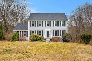 2 Sara Beth Ln, Londonderry, NH 03053 - Photo 1