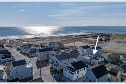 14-16 Dover Avenue #3, Hampton, NH 03842 - Photo 1