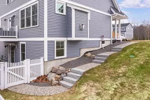 13 Clover Ln, Londonderry, NH 03053 - Photo 31