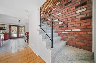 35 Olde Country Village, Londonderry, NH 03053 - Photo 15