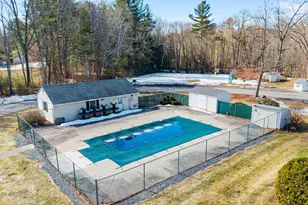 35 Olde Country Village, Londonderry, NH 03053 - Photo 41