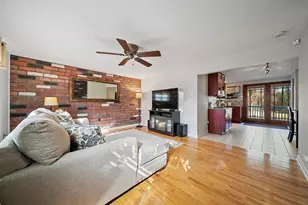 35 Olde Country Village, Londonderry, NH 03053 - Photo 13