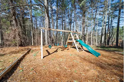 35 Olde Country Village #35, Londonderry, NH 03053 - Photo 31