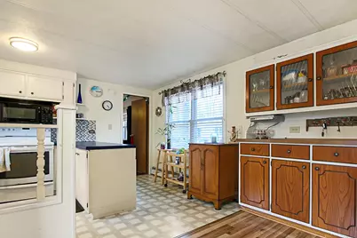 71 Cynthia Circle, Seabrook, NH 03874 - Photo 3