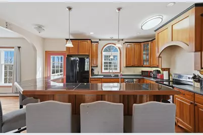 311 S Sugar Hill Road, Weare, NH 03281 - Photo 5